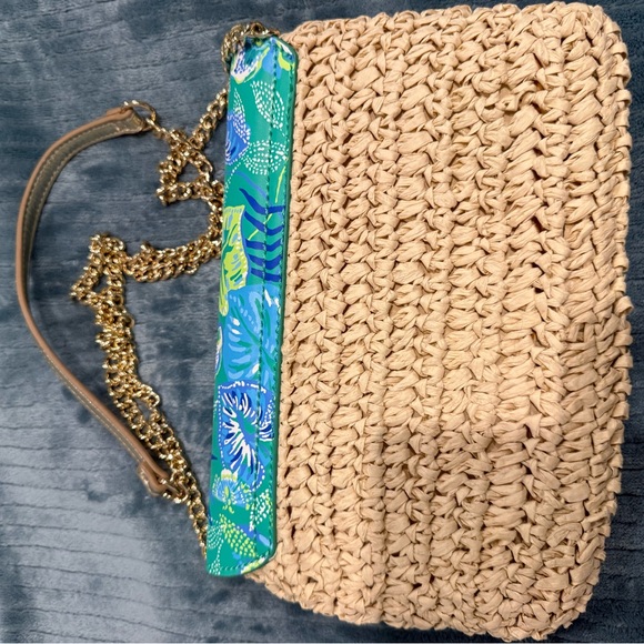 Lilly Pulitzer Blue and Tan Floral Clutch - Picture 3 of 3